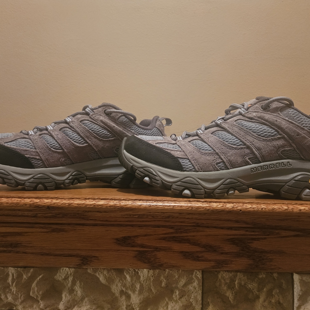 Merrell Women's Moab 3 Waterproof Hiking Shoes Size 10 Wide
